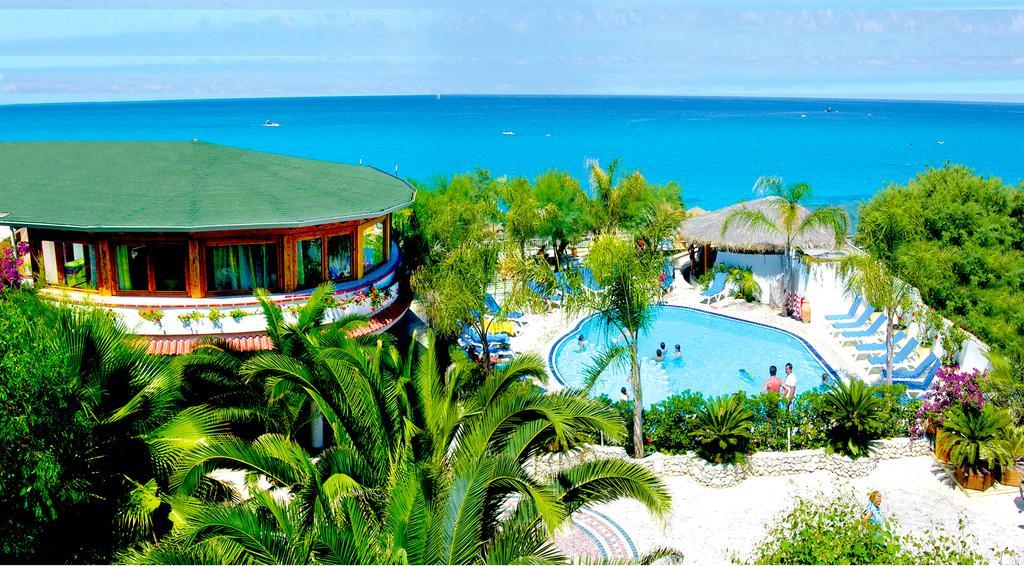 Hotel Resort Rocca Di Vadaro Capo Vaticano Kültér fotó